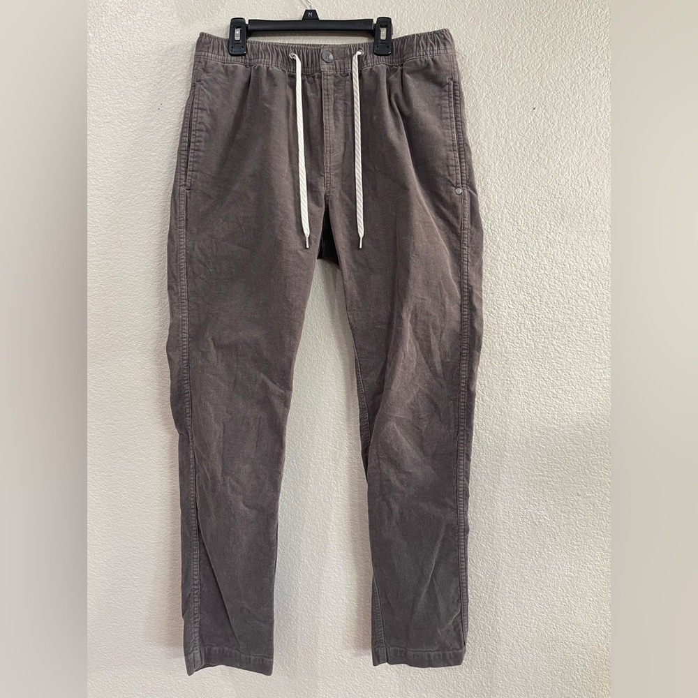 Vuori Optimist corduroy pants men’s medium